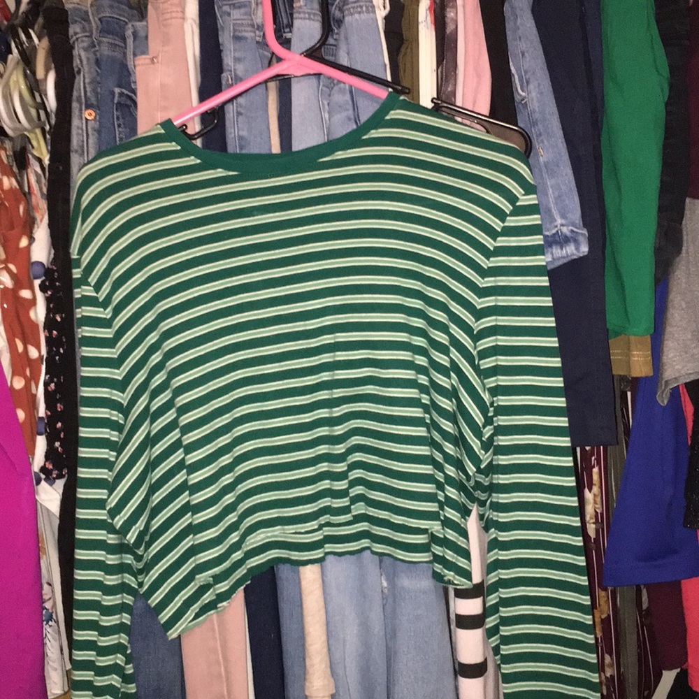 green striped crop top long sleeve